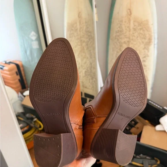 SAM & LIBBY BOOTS - Picture 10 of 12